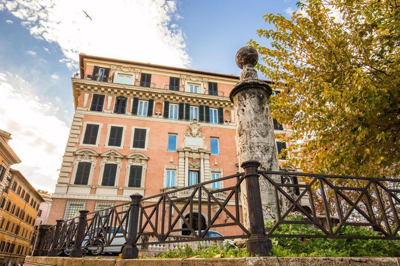 Palazzo Marescalchi Belli, Vicino Piazza Di Spagna Rome Exterior photo