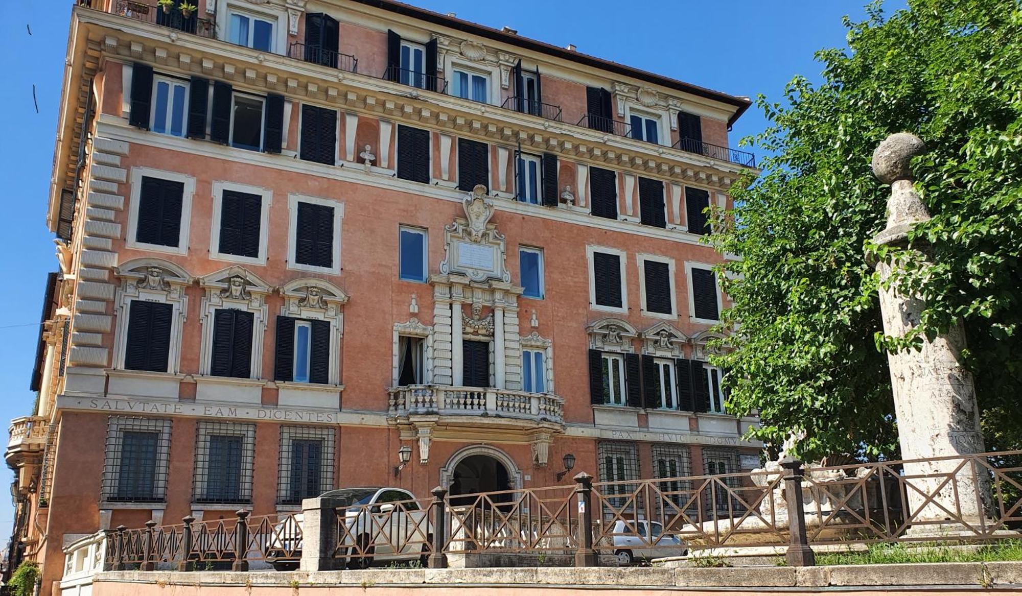 Palazzo Marescalchi Belli, Vicino Piazza Di Spagna Rome Exterior photo